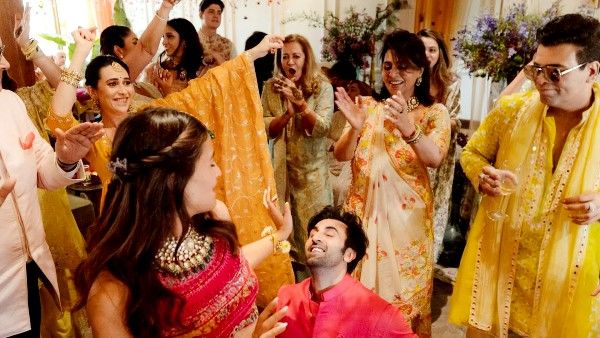 Neetu Kapoor Reveals Her Surprise For Alia Bhatt That She Gave Her On Wedding Day; 'I Made Alia Happy'