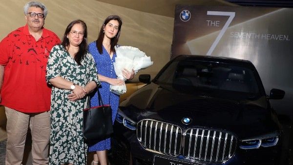 On Mother's Day, Raashii Khanna Gifts The Premium BMW 7 Series To Her Mother, Deets Inside!