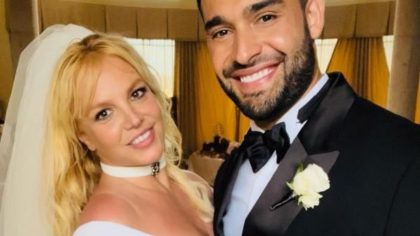 Britney Spears And Sam Asghari Officially Married; First Pictures Show Her In White Versace Dress