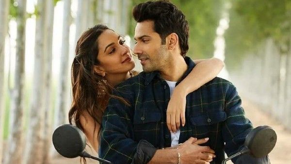 Jugjugg Jeeyo First Review Out: UAE-Based Critic Calls It 'Best Family Entertainer Of 2022'