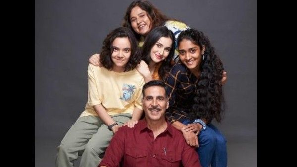 Akshay Kumar Schools Reporter For Asking How He Handled Women's 'Sweet Tantrums' On Raksha Bandhan Sets