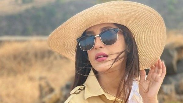 BALH 2's Reena Aggarwal Recalls When Dog Attacked Her & Bit Her On Face: I'm Proud I Stood The Test Of Time