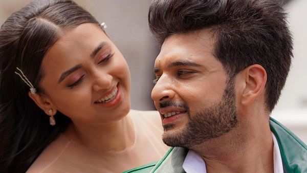 Karan Kundrra And Tejasswi Prakash To Make Their Bollywood Debut Together? Here’s What We Know