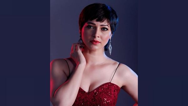 Tejaswini Pandit On Being Questioned Over Bold Roles: Audience Won’t Get Offended By Non-Marathi Actors