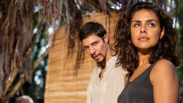 Netflix Series The Chosen One Cast Crew Van Crashes In Mexico, 2 Actors Dead And Six Injured