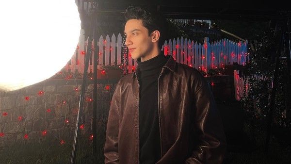 Actor Vedang Raina Celebrates His 22nd Birthday With Team Archies On The Sets