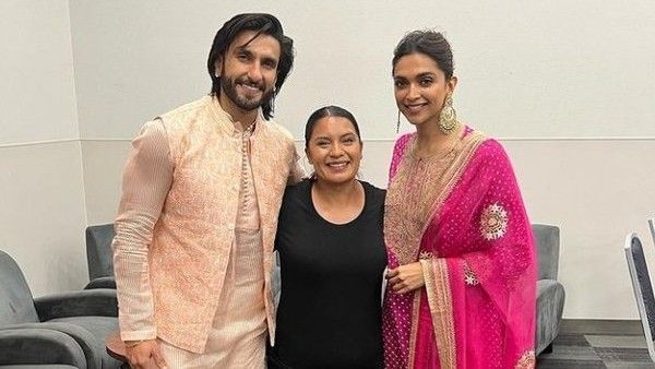Ranveer Singh Speaks Fluent Konkani At An Event In The US; Deepika Padukone Cheers For Him (VIDEO)