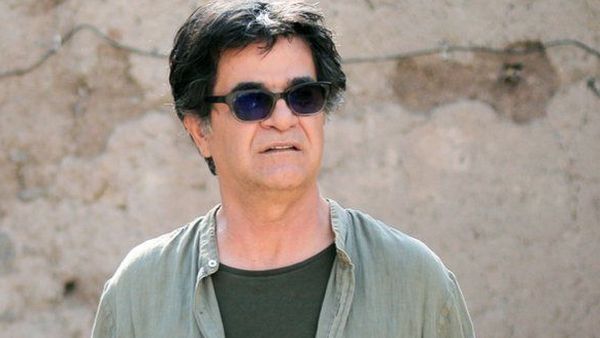 Jafar Panahi: Iran Says Acclaimed Filmmaker To Serve Out 6-Year Sentence