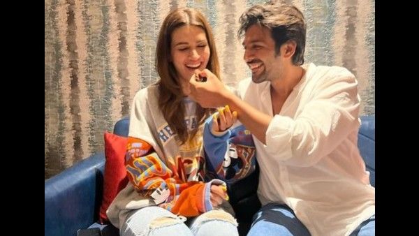 'Shehzada' Kartik Aaryan Drops Cute Birthday Wish For Kriti Sanon; 'Diet Nahi Todi Ladki Ne'