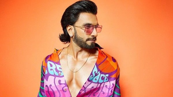 Hello Shah Rukh Khan's New Star Neighbour! Ranveer Singh Buys A Luxury Quadruplex Flat For Rs 119 Crore