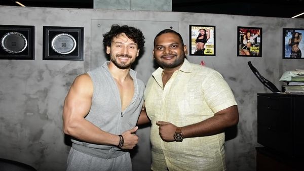 Tiger Shroff Celebrates Rupesh Sawarkar’s Birthday