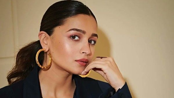 Alia Bhatt Says Even Bollywood Stars Cannot Pull Crowd To Theatres Without Content!