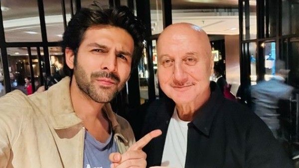 Anupam Kher's Picture Of 'Two Superstars' Features Himself & Kartik Aaryan; Actor Says 'Time Is Changing'