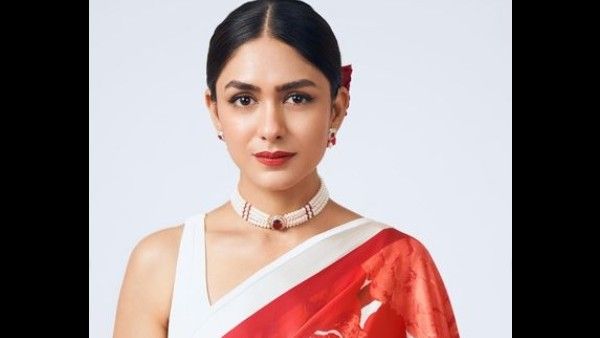 Mrunal Thakur Addresses The Trend Of Boycott Bollywood; 'Achha Kaam Karte Raho, Log Aayenge Aur Dekhenge'