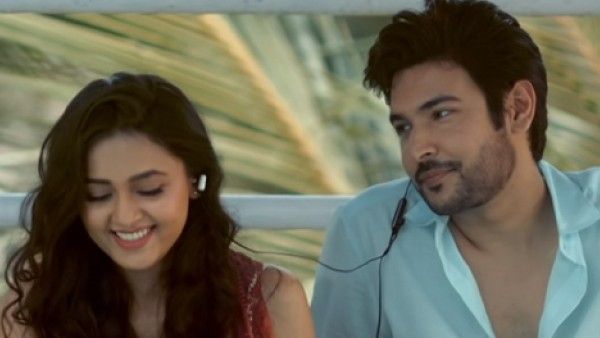 Shivin Narang Calls Tejasswi Prakash & Eisha Singh His Fav Co-Stars; Actor Talks About His Big Bollywood Debut