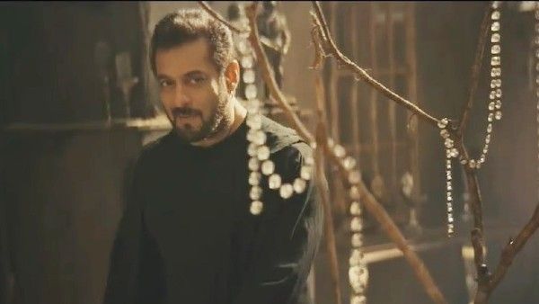 Bigg Boss 16 Promo: Salman Khan Hints At New Twists, Reveals 'Bigg Boss Will Play His Own Game'