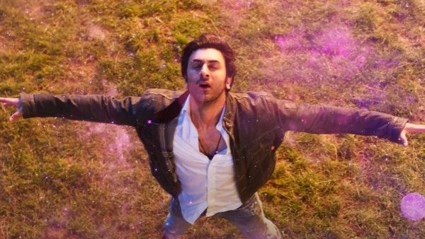 Brahmastra Twitter Review: Fans Gush Over The Spectacular Visuals; Call It Montage Of Epicness