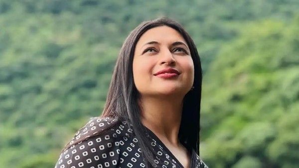 Divyanka Tripathi Responds To Rumours Of Her Participating In Bigg Boss 16