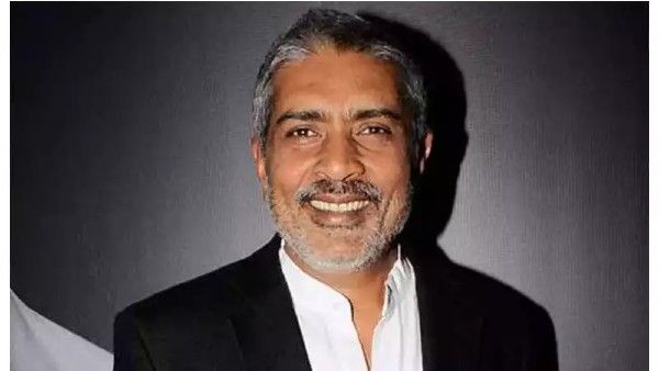 Prakash Jha Criticises Bollywood Stars On Endorsing Pan Masala Brands