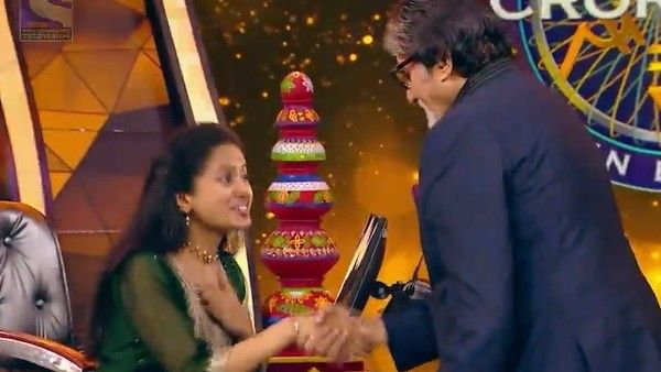 Kaun Banega Crorepati 14 Navratri Special: Contestant Sneha Makes Amitabh Bachchan Play Garba