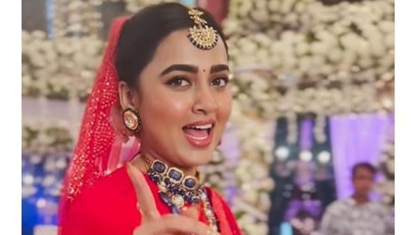 Tejasswi Prakash Talks About Playing Dual Role In Naagin 6, Says She Had No Qualms Playing Mom On Screen