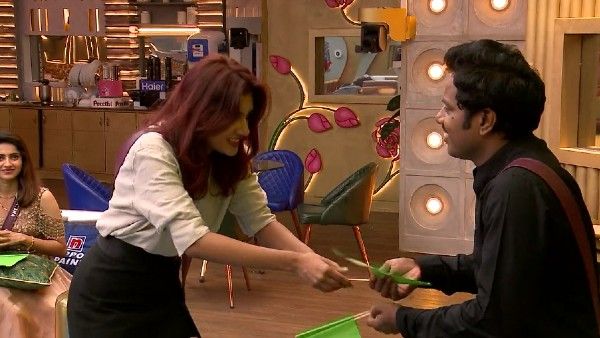 Bigg Boss 6 Episode 7 Highlights: Amudhavanan, Janany, Shivin & Kathiravan Receive Feedback From Their Team