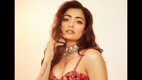 Rashmika Mandanna Cried Herself To Sleep When She Was Trolled For Her Kissing Scene With Vijay Deverakonda