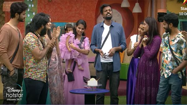 Bigg Boss 6 Telugu: Adi Reddy's Wife Kavitha & Daughter Hadvitha Enter The House As First Guests!