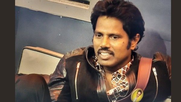 Bigg Boss Tamil 6: Netizens Shocked As Video Of Amuthavanan Peeping Through The Ladies Bathroom Goes Viral