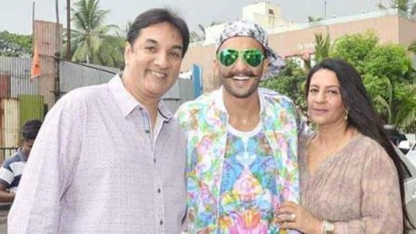 Ranveer Singh Honours His Parents As He Receives The Superstar Of The Decade Award