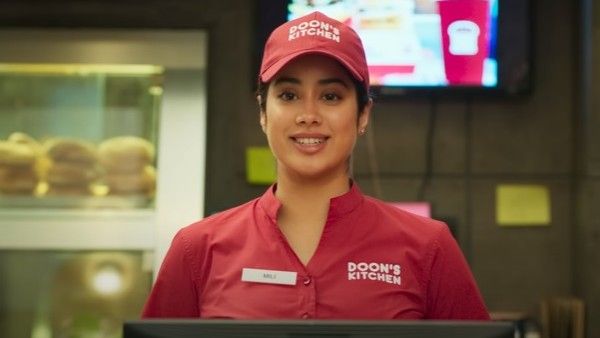 Mili Movie Review: Janhvi Kapoor's Survival Drama Is Love At 'Frost' Sight