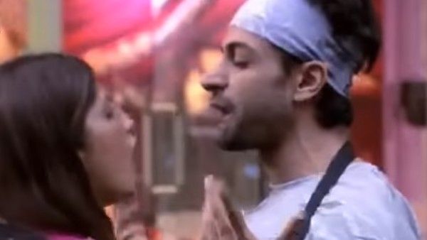 Bigg Boss 16: Nimrit Ahluwalia Suffers Panic Attack After Shalin Bhanot Allegedly Mocked Her Depression; WATCH