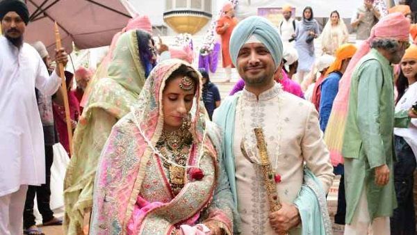 Guneet Monga Marries Beau Sunny Kapoor In A Traditional Sikh Wedding; See Pics