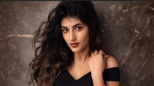 Sreeleela Hikes Her Fee; Demands A Fancy Remuneration For Future Projects! Read On!