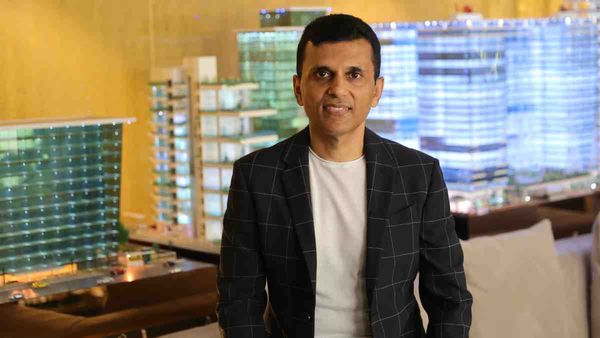 EXCLUSIVE! Anand Pandit On Kabzaa, Regional Cinema And Upcoming Projects, Confirms Sarkar 4 & Desi Boyz 2