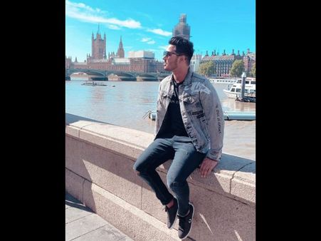 The Story Of Kartikey Chauhan, A Young Lifestyle Influencer From Noida