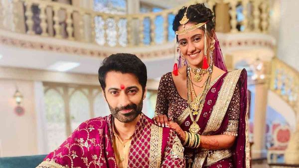 Ayesha Singh DATING Ghum Hai Kisikey Pyaar Meiin Co-Star Harshad? Actress Says ‘Professional Hoke Bhi…’