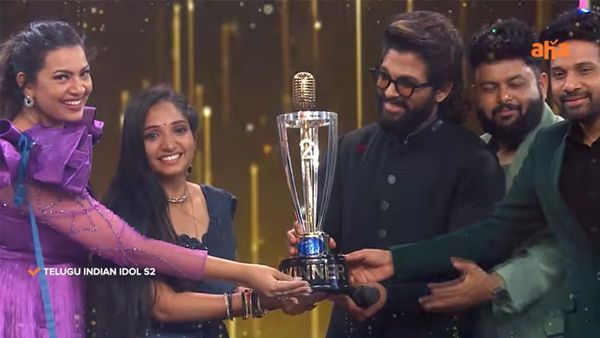 Telugu Indian Idol 2 Finale: Pushpa Star Allu Arjun Hands Over The Winner's Trophy To THIS Finalist, Deets In!