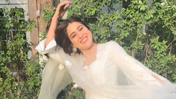 'Super Feeling': Elated Sara Ali Khan Shares Monday Motivation As Zara Hatke Zara Bachke Gets Superhit Tag