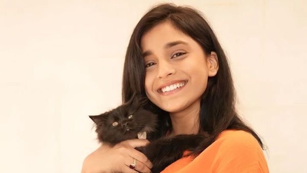 Sumbul Touqeer CONFIRMS Signing Big Project, Refuses To Share Details: Maine Disclose Kiya Toh…