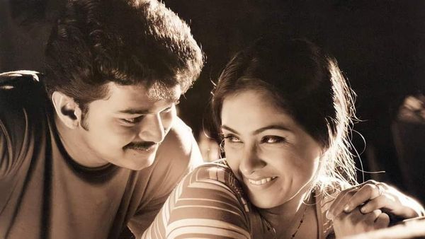 Vijay Birthday: Thalapathy's Top 10 Romantic Songs That Have A Special Place In The Hearts Of Fans