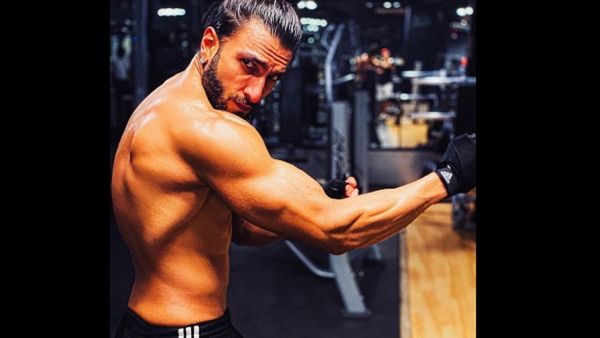 Ranveer Singh Gives A Rocky-ing Monday Motivation In The Latest Social Media Post!