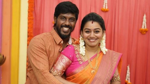 Gayathri Yuvraaj Announces Second Pregnancy; Says 'Oh This Is What Something Called As Bliss..'