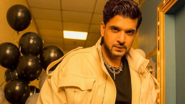 Empowering Young Minds With Sustainability: Karan Kundrra Distributes Metal Bottles Instead Of Plastic