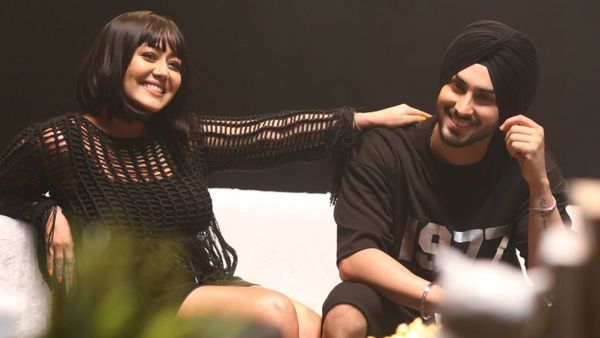 Neha Kakkar Adds A New Feather To Her Hat As She Turns Composer For ‘Dil Bechara’ With Hubby Rohanpreet Singh