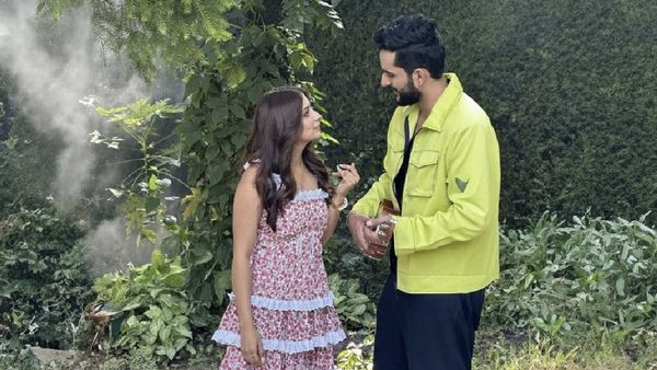 Abhishek Malhan & Jiya Shankar Begin Shooting For Their First Song; AbhiYa’s First Pic From Sets Goes Viral