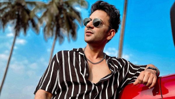 Independence Day EXCL | Ali Merchant Requests People To Not Leave Flags On Streets After Celebrations