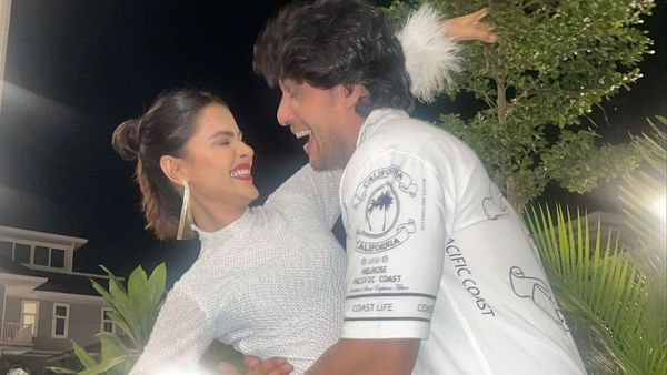 Priyanka Chahar Choudhary Takes Dip Into Pool With Ankit Gupta As She Celebrates Birthday In Swag- VIRAL Video