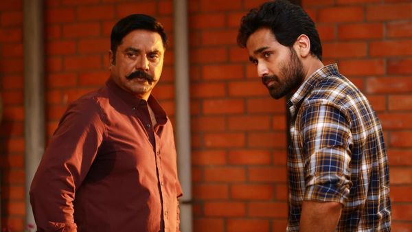 Paramporul First Review: Sarathkumar's Intriguing Thriller With Compelling Twists And Turns