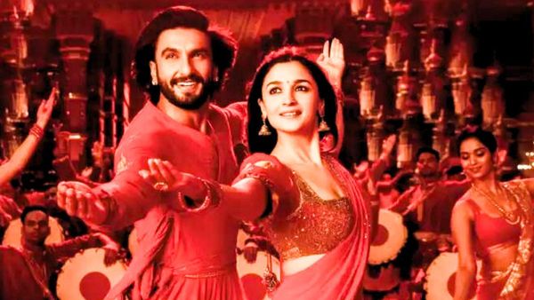 Rocky Aur Rani Ki Prem Kahani Box Office Day 11: Alia-Ranveer's Film Is A Winner, Reaches 200 Cr Mark Globally